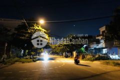 Vị trí kinh doanh đắc địa thu hút nhiều nhà đầu tư vài bước chân ra biển