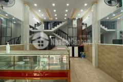 6,5 tỷ diện tích 55m2 nhà mặt tiền thái thị bôi thanh khê.