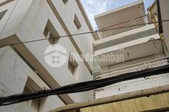 Bán nhà đường âu cơ, cách mặt phố 20m, 107m2, mt 8m, 15 tỷ, ngõ thông.