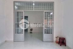 Bán nhà sổ hồng riêng 4 2x17 có 2 phòng ngủ