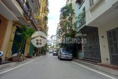 Vỡ nợ bán gấp tt cầu giấy mặt tiền 4,5m 5t tặng full nội thất