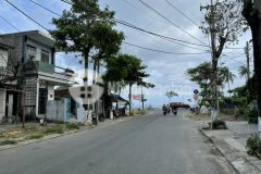 Lô đất vuông vức cách biển xinh đẹp mân thái tầm vài trăm mét giá chỉ 3 tỷ 400 triệu.