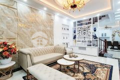 Xuân thủy, 43m2, ngõ thông, to rộng, nhà mới, chỉ nhỉnh 4 tỷ