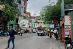 Bán nhà mặt phố vị trí đỉnh kinh doanh 79m 9xtỷ giáp nhị quận hoàng mai