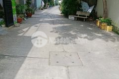 Gấp bán nhà hẻm xe tải 1 trục giá tốthương lộ 2 bình tân dt 4mx10.5m chỉ 4tỷ.