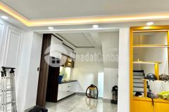 Mtkd cộng hòa 4.5x12 5 lầu p12 tân bình