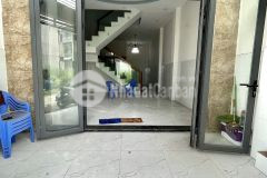 Chủ gởi bán gấp nhà tỉnh lộ 43,gần chợ đầu mối,thủ đức,dt 52m2, hẻm xe hơi.