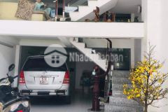 Mua nhà 5 tầng chủ tặng luôn xe hơi 7 chổ innova dt 227m san giá chỉ 7.8tỷ