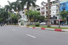 Mặt phố đường đôi nguyễn khuyến văn quán 90m 5t 21 tỷ 2