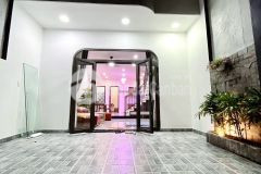 Nhà mới xây 3 tầng, nội thất xịn, kiệt ô tô, kiệt ô tô nguyễn tất thành nhỉnh 3 tỷ.