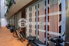 Bán nhà đẹp ngõ lạc long quân gần hồ tây thông xuân la bưởi 30m 5t 5 tỷ