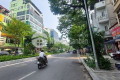 Bán nhà mặt phố lạc long quân 75m2, 2 thoáng, vìa hè rộng, mp tây hồ