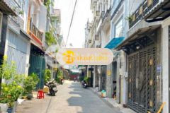 Nhà hẻm 8m, xây dựng 3 lầu st 6pn 5wc, vị trí kd