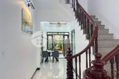 Bán gấp nhà văn quán. ôtô đỗ. view hồ. 2 thoáng. 5 tầng. nhỉnh 4 tỷ