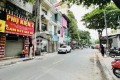 Bán nhà ngõ thành công ba đình gần thái hà huỳnh thúc kháng 40m 4t mặt 4,2 3.3 tỷ