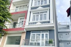Bán căn hộ dịch vụ 5 lầu mặt tiền đường số kdc bông sao p.5 quận 8