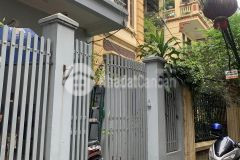 Bán nhà phố xuân la, dt 56m2 x 4tầng, mặt ngõ kinh doanh, gần hồ tây, giá 6.55 tỷ.