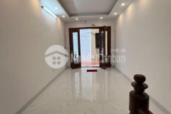 Bán nhà mới cóng đường giáp bát 35 m2, oto vào, chỉ nhỉnh 4,7 tỷ.