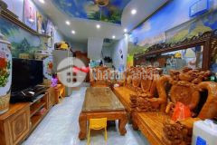 Bán nhà dịch vọng hậu. cầu giấy.dt 30m x5t. mt 3,7 m. giá 5,3 tỷ.