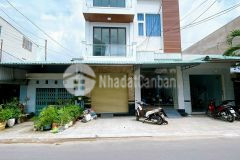 Cho thuê nhà 2 mặt tiền hẻm 54 hùng vương, 1 trệt 2 lầu, có 4 phòng ngủ