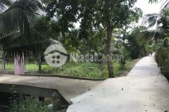 Bán đất cách ql57 200m, ôtô tới đất, phía sau trường mầm non sao mai