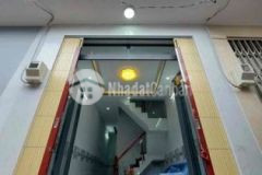 Nhà 3 lầu sân thượng trước sau xây mới 100