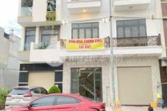 Nhà 3 lầu đường 14m hoáan 4x17 chính chủ tặng kiot