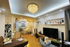 Bán nhà trung kính 42m, 5 tầng, mặt tiền 4.1m, giá chào 4.450. siêu hiếm chủ cần tiền nên bán gấp