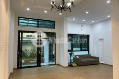 Toà nhà kinh doanh mặt ngõ tây hồ. 75m2x6t thang máy. vỉa hè, 2oto tránh. mới toanh. chỉ 16.5tỷ