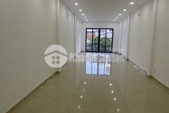 Cho thuê nhà mặt tiền đường hoàng diệu quận 4, dt 4x20 có 4 lầu thang máy, giá thuê 30trtháng