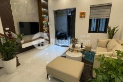 Bán nhà ngoc khanh, ba đình 35m 4 tầng mặt tiền 4.5m 4.55 ty.zalo0385017967