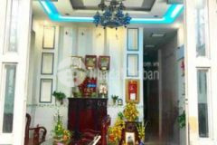 Nhà cấp 4 2 phòng ngủ cách hẻm 51 tầm 50m