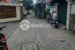 Nhà xe tải nơ trang long cn 53m2 xây 3 lầu p7 q bt