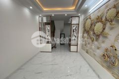 Nhà dân xây 3 tầng 40m2 tại thạch bàn giá 2 4 tỷ