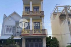 Bán nhà mặt tiền công viên đường số 6 kdc thới nh