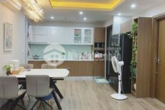 Bán căn 01 3pn hudbuilding tầng cao 2 rất đẹp