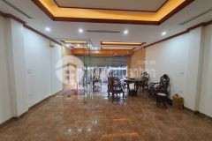 Chính chủ cần bán mặt phố trung kính to, vỉa hè, kinh doanh bất chấp. 0962745289