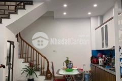 Bán nhà hoàng như tiếp, 40mx5t, giá 3,9 tỷ, nhà dân xây, gần phố, an sinh đỉnh.