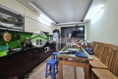 Bán nhà lạc long quân, tây hồ 5 tầng, tương lai mặt phố kinh doanh tuyệt đỉnh.lh 0967356298