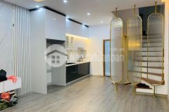 Bán nhà đẹp trần duy hưng,cầu giấy,dt40x5,mt4.5,ô tô, giá 7,3 tỷ