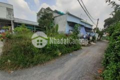 Đất trung chánh hẻm xe hơi 7x10m sổ riêng