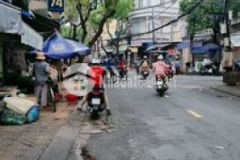 Nhà trệt lầu mt đ đề thám khu tấp nập nhất ctho