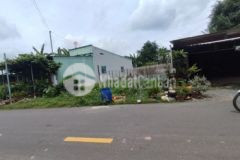 Đất mt dt 741 cách chợ chánh lưu 700m tc 100