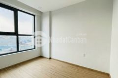 Bán căn 2pn nội thất hoàn thiện tầng trung