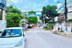 Nền trục chính hẻm 11 đktw lộ 8m