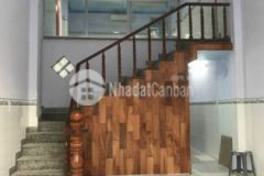 Nhà ngang 8 dài 13 sổ hồng riêng