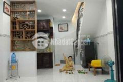 Bán nhà hẻm xe tải gần chợ tiện kinh doang