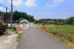 Chính chủ bán lô đất ont trong khu dân cư vị trí đẹp ngay trường bầu đồn 650tr