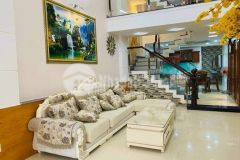 Mt 82m2 thích minh nguyệt 4 lầu phường 2 tân bình