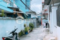 Bán nhà cũ tiện xây mới 4 tầng đường nam hòa thủ đức 6.6m x 12m giá 4.85 tỷ